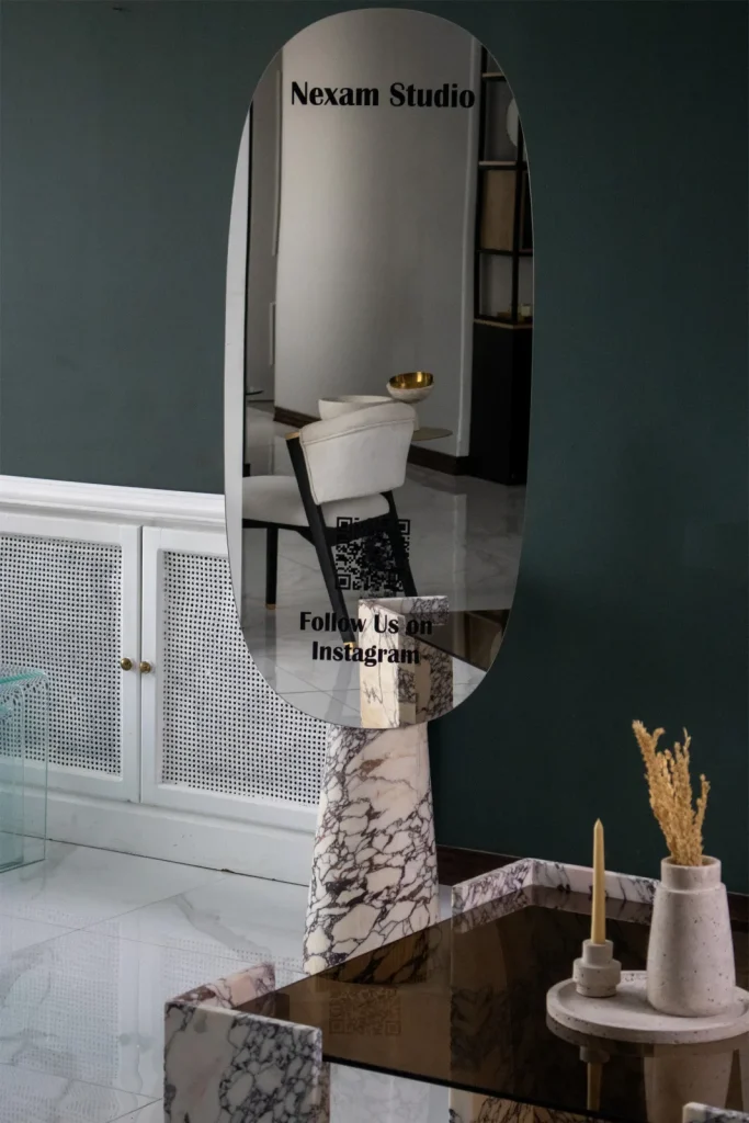 Iconin Mirror